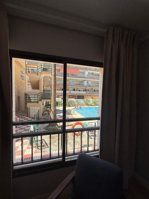 Apartamento Fuengirola 1ª línea playa Los Boliches - 3