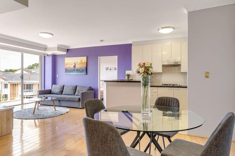 73R Abnb-Style Apartment-Quiet, Pool&Gym, Parking & 10mins drive to Centennial, Sydney