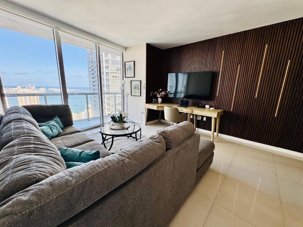 Sun&Sea IconBrickell Unit, Miami