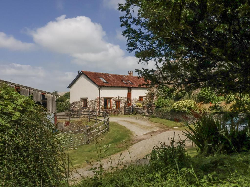 Lane End, South Molton