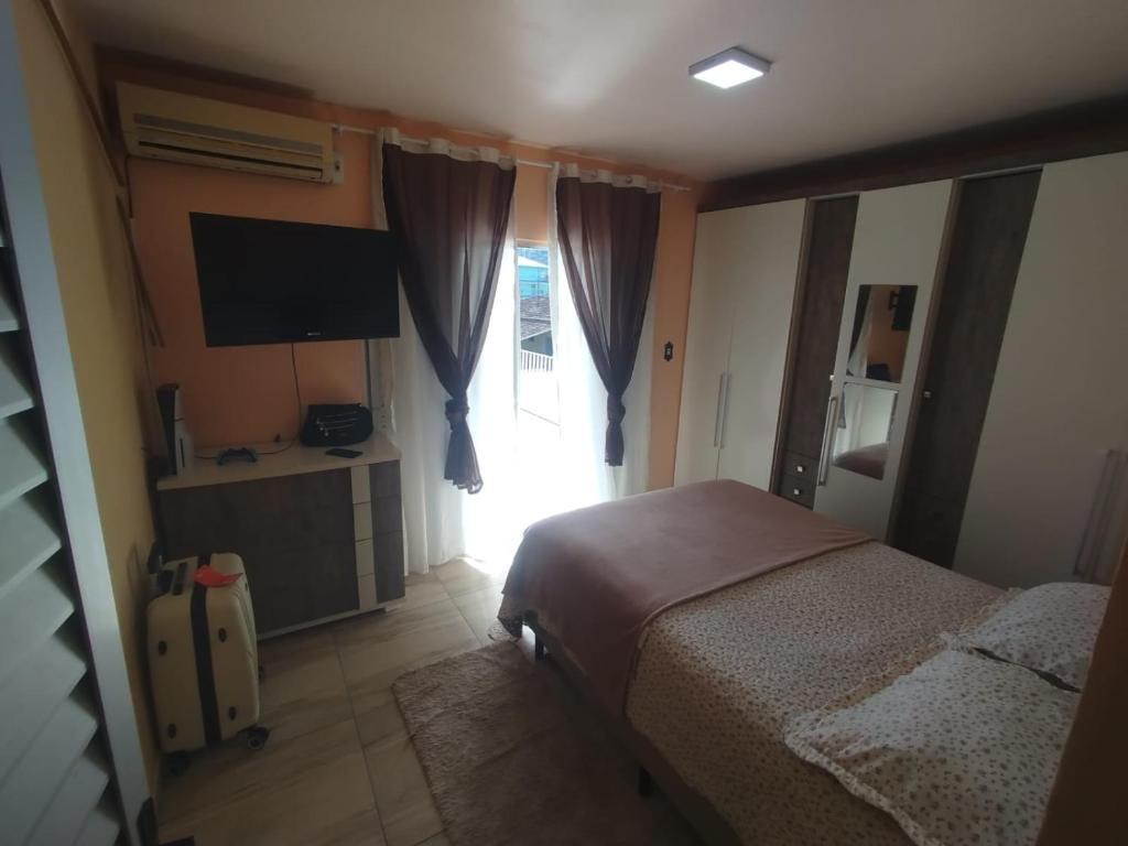 Amplia casa en la playa, São Francisco do Sul