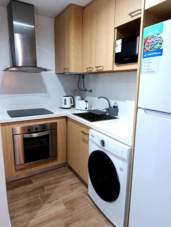 Hermoso Departamento en alquiler, Edificio Agora I, Villa Rosa - 2