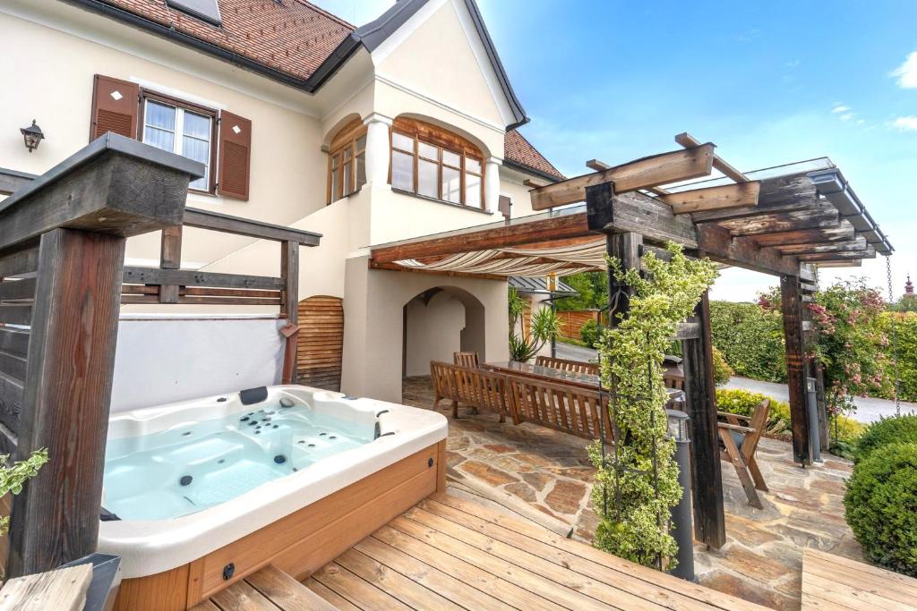 das "Ferienhaus Eibiswald" Landhaus Refugium im Schilcherland - Sauna und Spa - 2