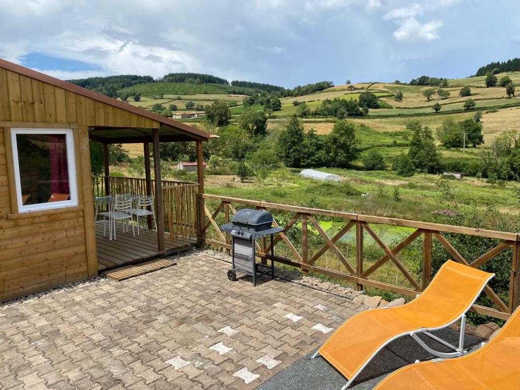 Chalet Iris, Monsols