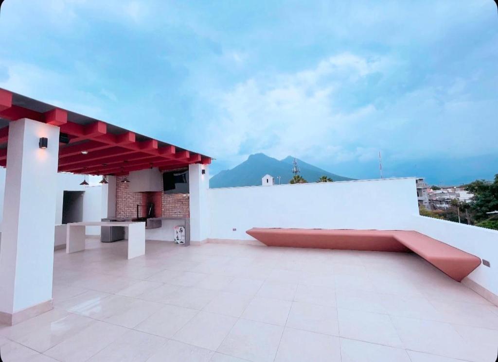 Departamento a metros del Estadio BBVA, con acceso a terraza espectacular y asador - 3