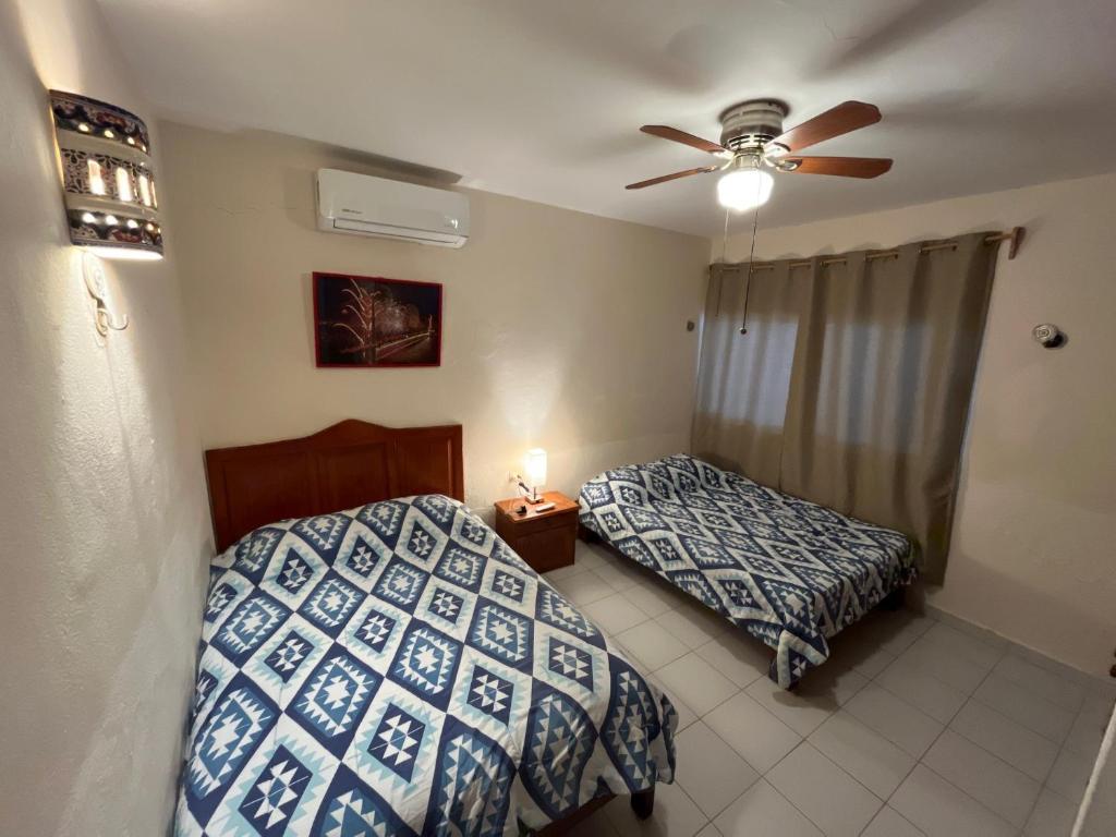 Family home with private pool, Casa Palapa - 2