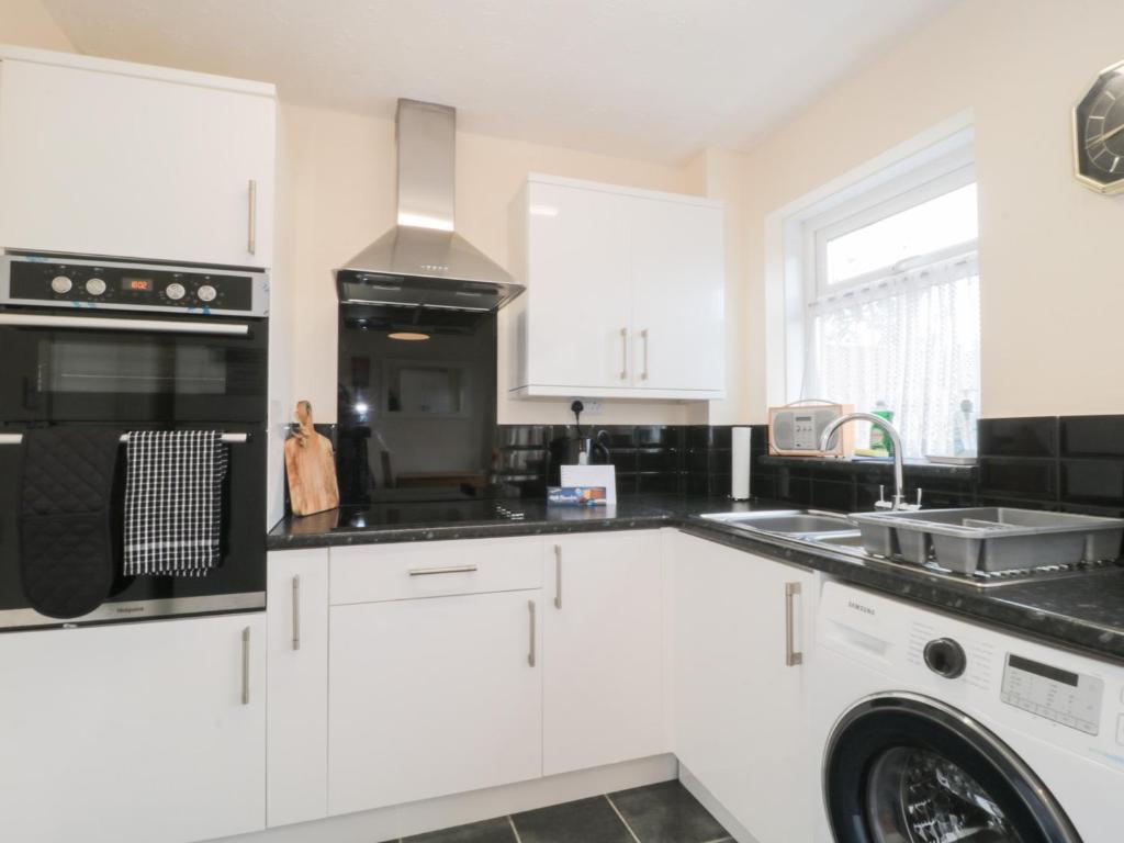 Jay Cottage, Weymouth photo 4