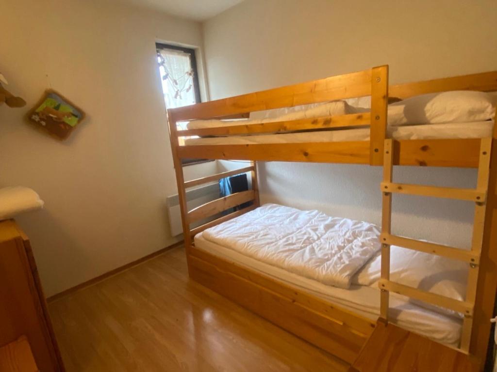 Appartement 3 pièces avec balcon à Villard-de-Lans - FR-1-515-232 - 2