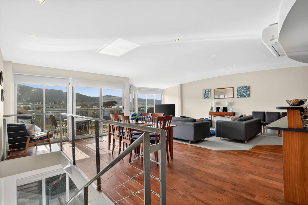 Butter Factory 9, Apollo Bay