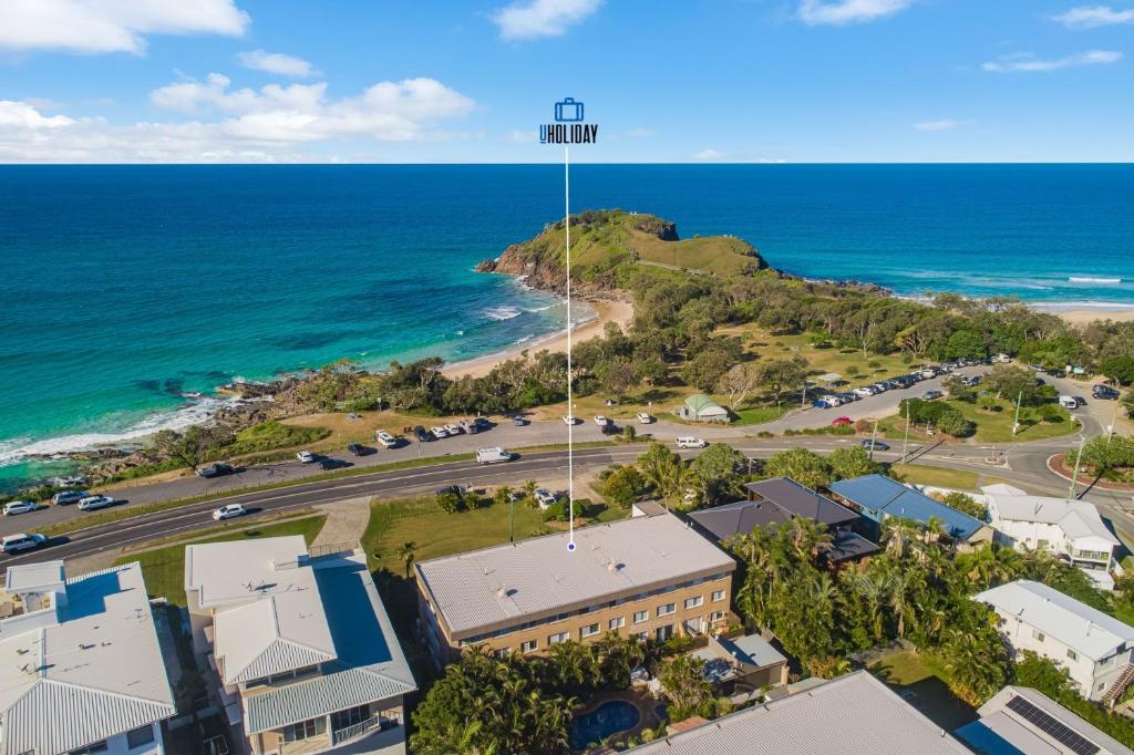 Caba Classic - 2BR Oceanview Apartment by uHoliday, Cabarita Beach