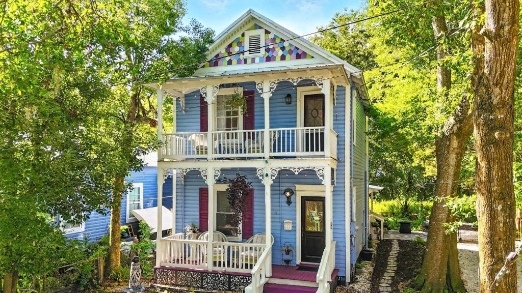 Periwinkle Perch - Home for 4, St. Augustine