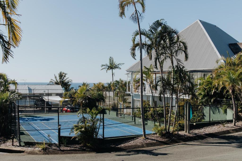 Tennis court