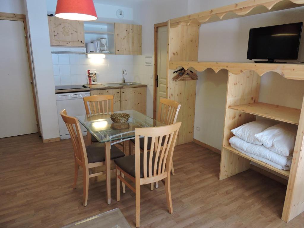 Hameau 8 205 - SPA & PISCINE studio 4 pers - 2