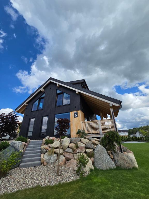 Czôrny Dąb - nowoczesny dom wakacyjny na Kaszubach, jacuzzi, sauna, bilard, Garcz