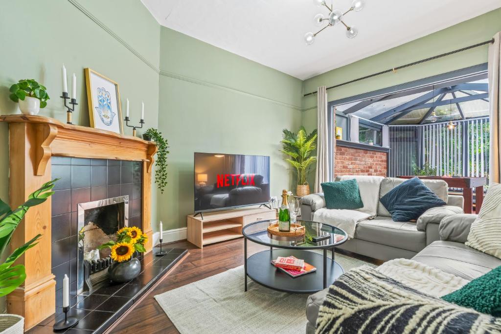 Yew Croft Avenue, Birmingham