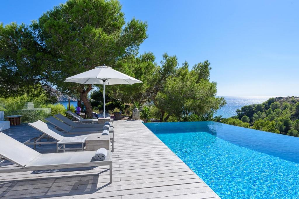 Serene Escape in Ibiza City 1022, Sant Josep