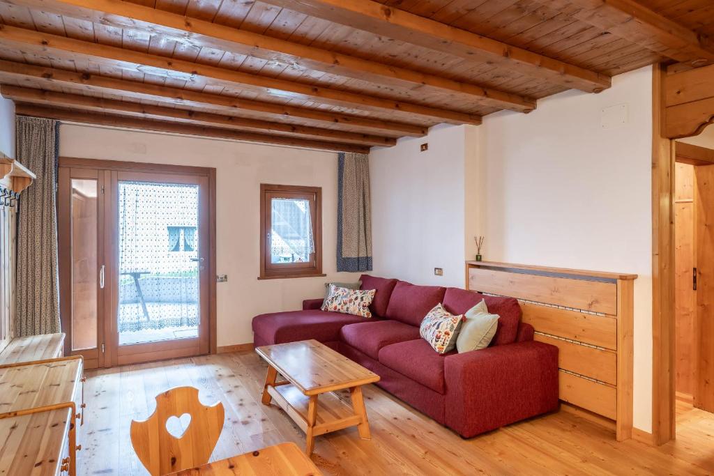 Beautiful ground floor flat few steps from centre - 2