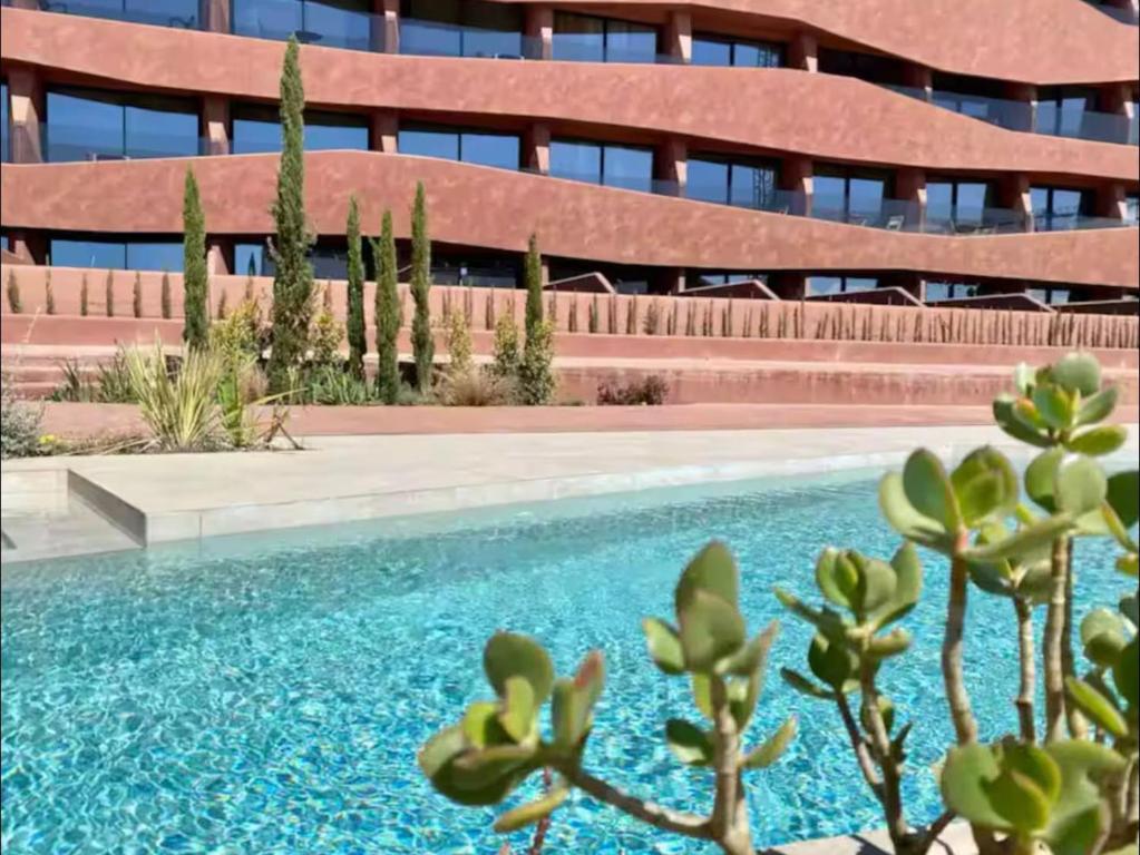 Piscina moderna y elegante 5 - 2