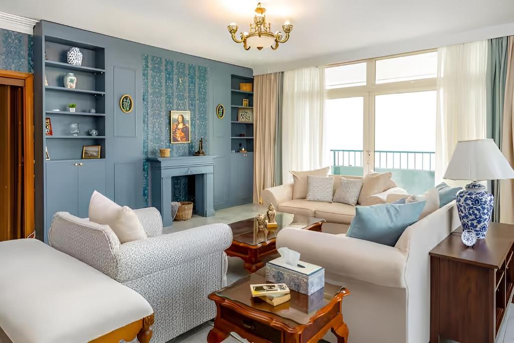 5 BR Ottoman khan with nile & pyramid view, Káhira