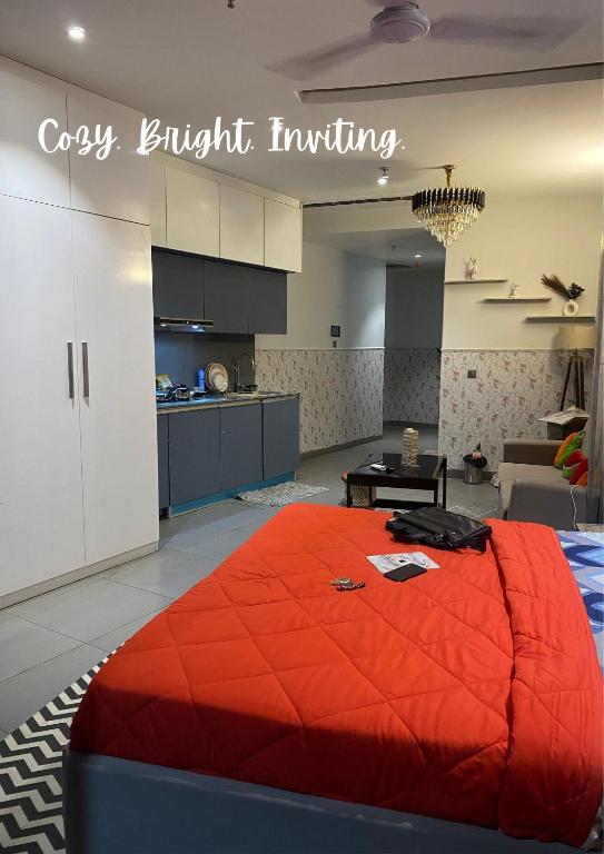 Rose Residency, Nové Dilí