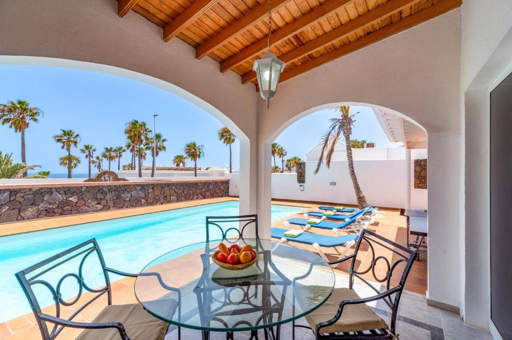Villa Nino by Villa Plus - 2