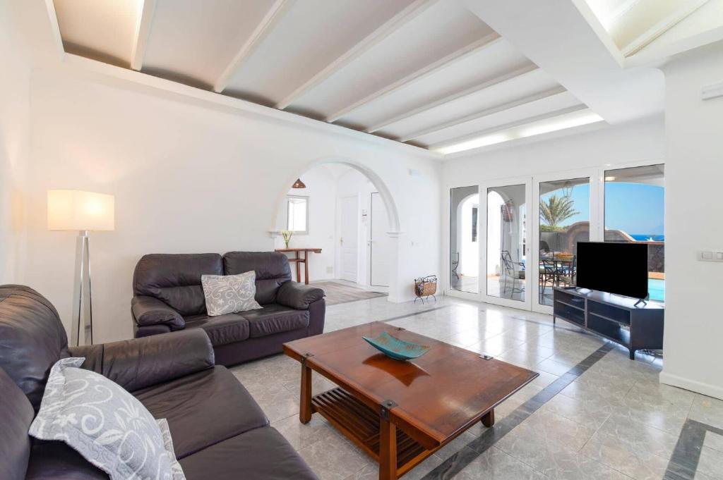 Villa Nino by Villa Plus - 4