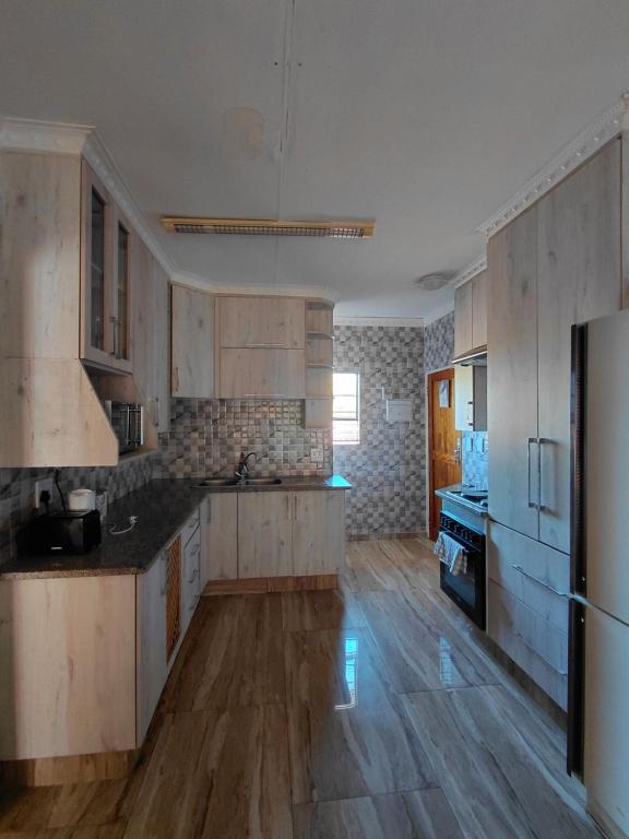 Mama R's unit 88, Newcastle