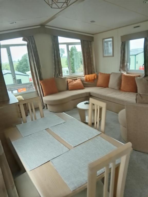 Rabbit views, Gisburn