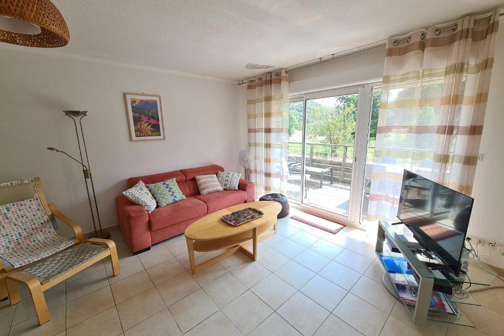 Spacious apartment with pool, Saint-Raphaël