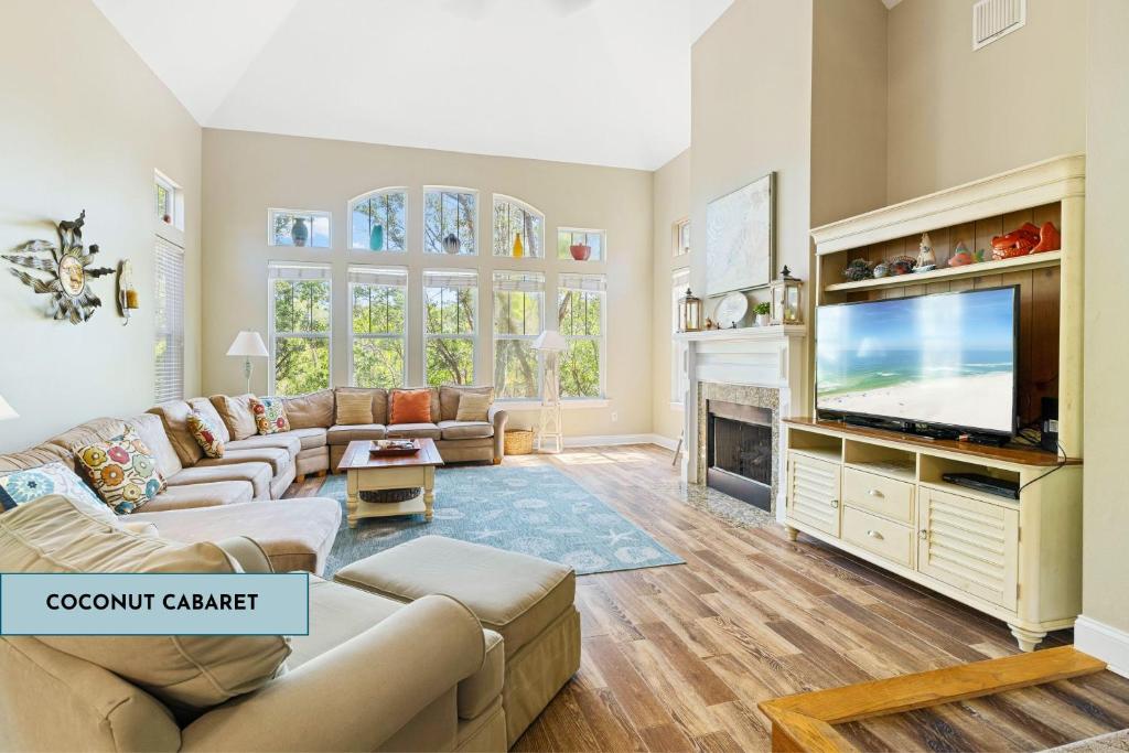 Coconut Cabaret, Gulf Highlands