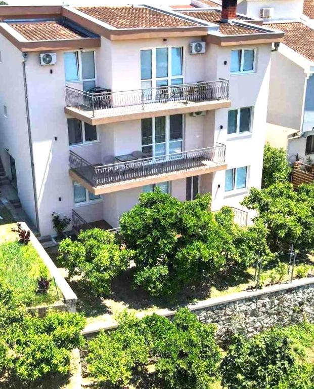Kasneci Apartments - 2