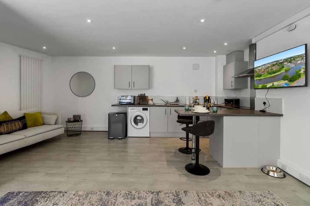 City Heights Studio, Exeter photo 8