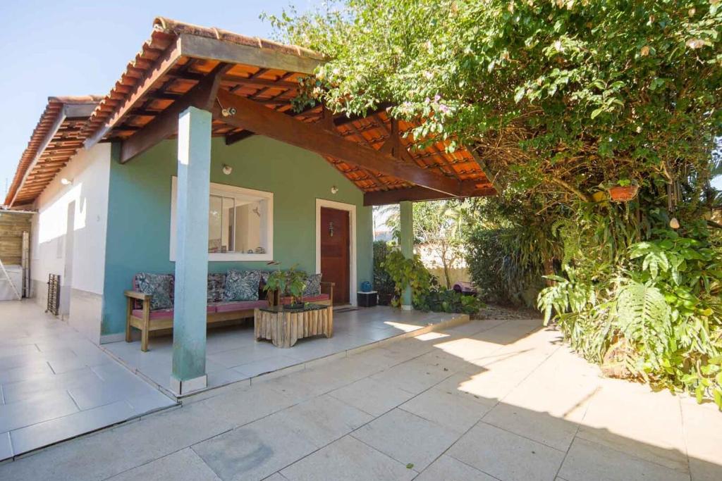 Casa Pet-Friendly com Wi-Fi e Churrasqueira, Itanhaém