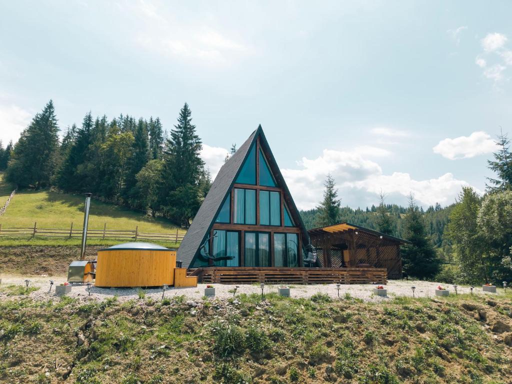 Nordi-KA Chalet A-Frame Vatra Dornei, Ortoaia