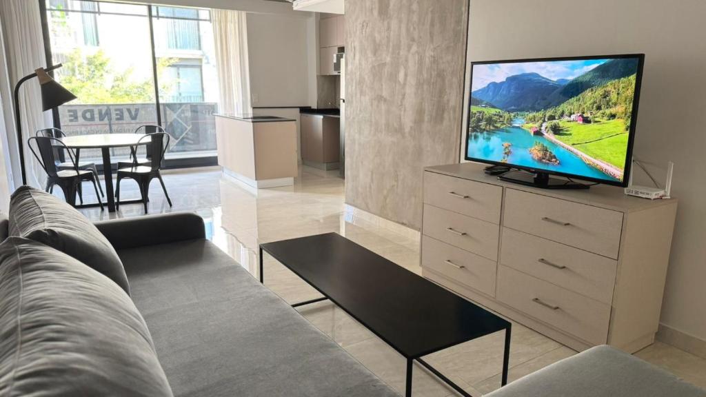 Luminoso y Moderno Dpto en Palermo Hollywood - 2