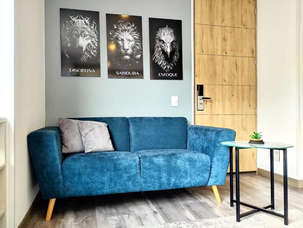 Acqua Loft moderno terraza y vista a Monserrate - 4