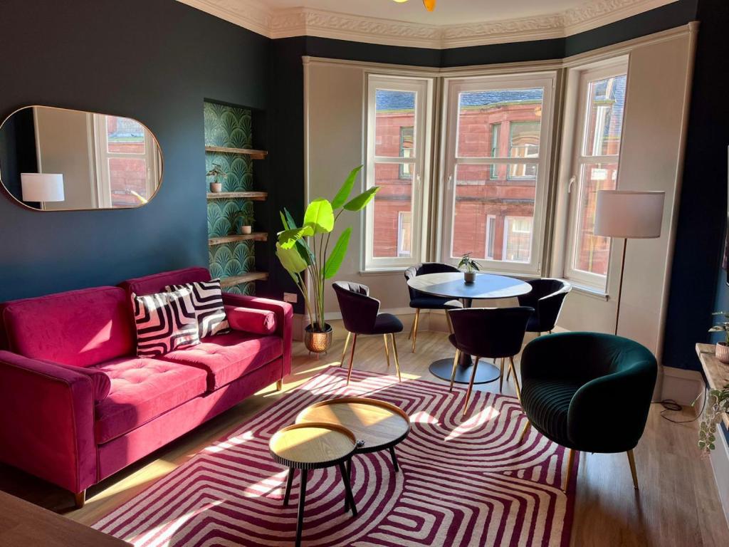 Townhead Jewel by Coorie Doon Stays, Paisley