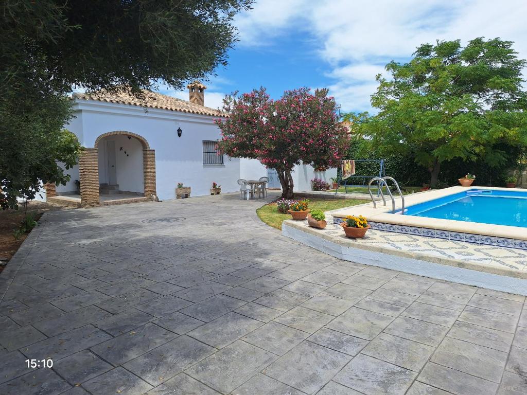 Chalet casa la adelfa, Chiclana de la Frontera