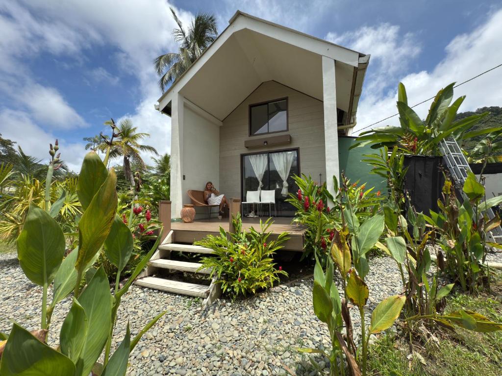 Cabaña Sancibrian Sapzurro, Sapzurro