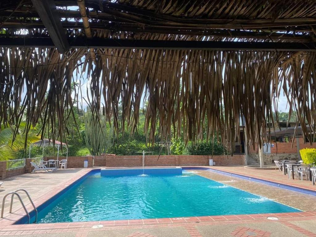 Casa Campestre con Piscina Privada La Mesa Cundinamarca - 4