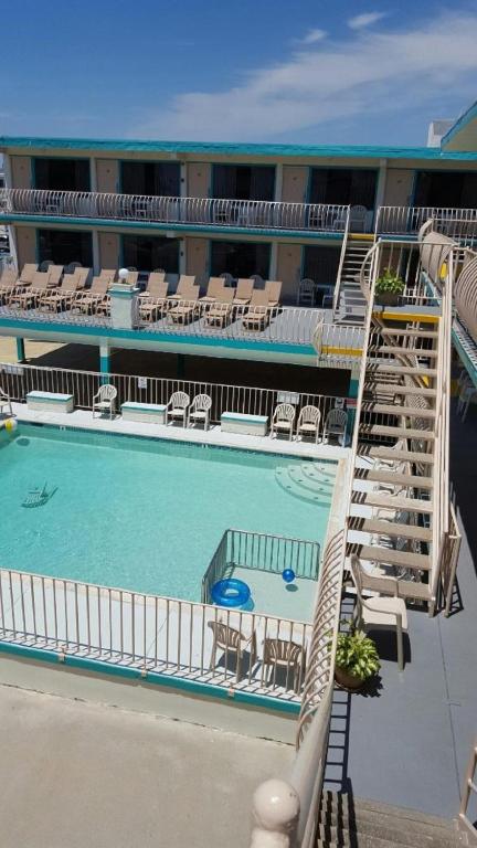Condor Motel - Beach Block photo