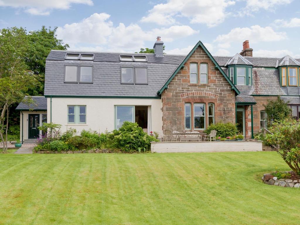 Torfern, Achaphubuil