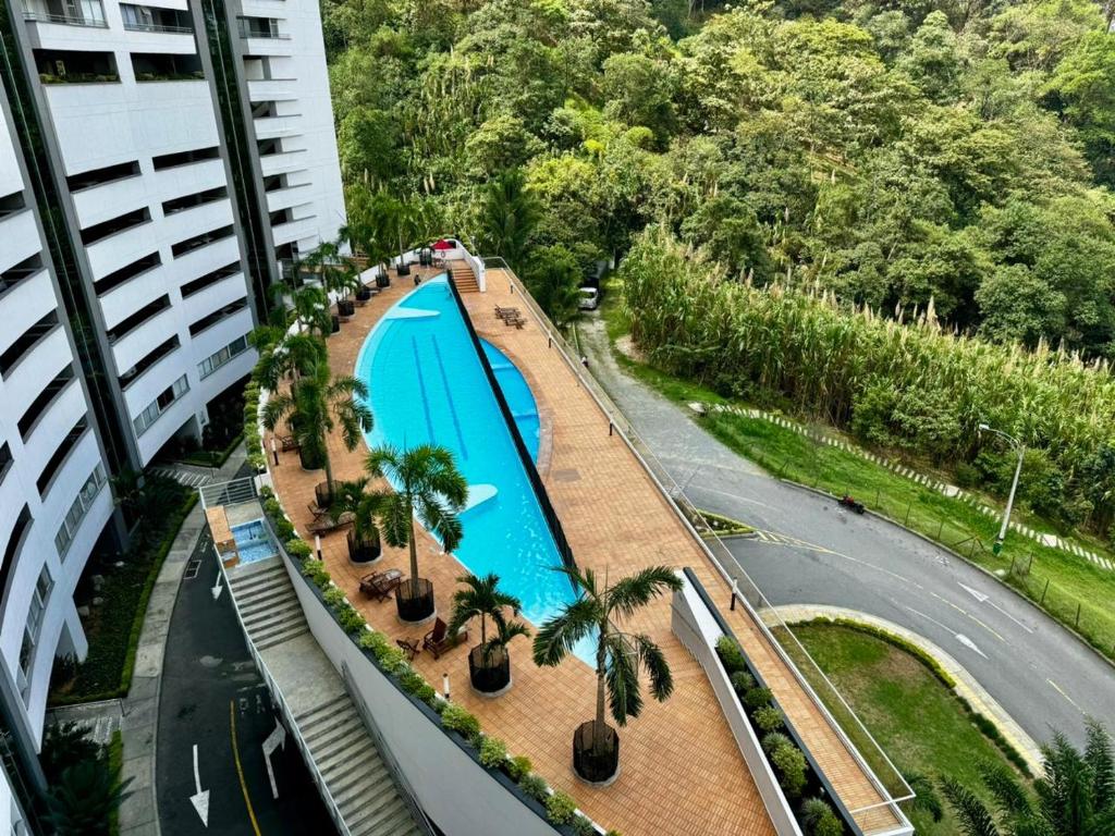 Hermoso apartamento en El Poblado con linda vista - 2