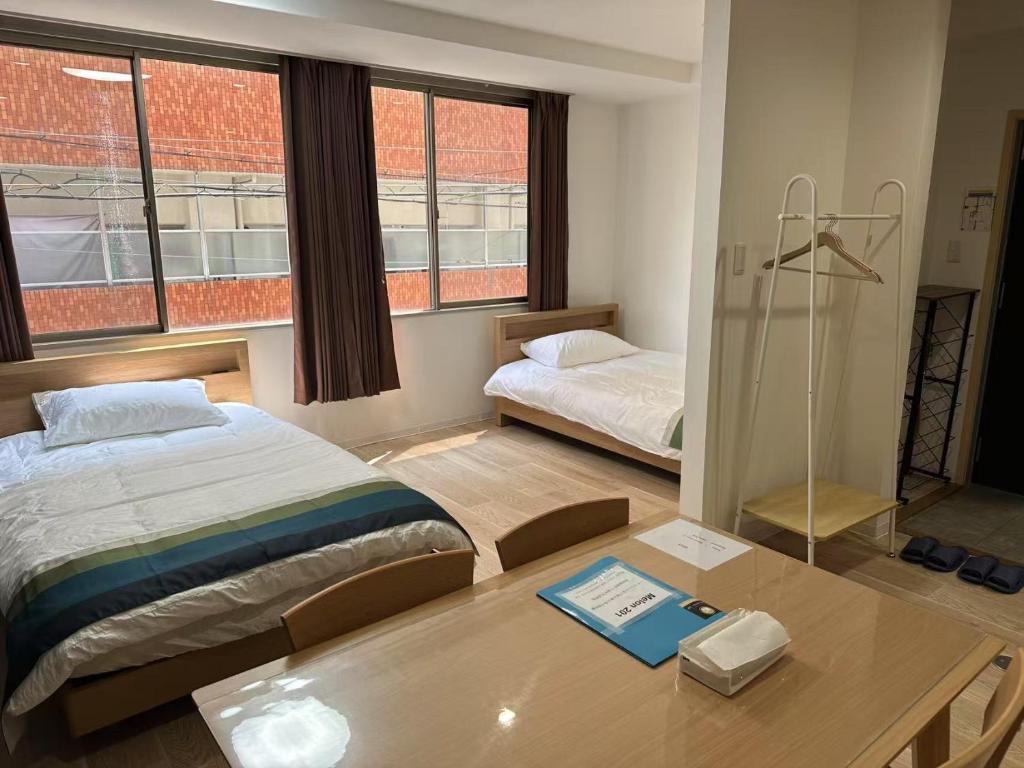 201 Melon Home難波日本橋 徒歩10分黒門市場 徒歩5分心斎橋 1駅 広いお部屋, Ósaka