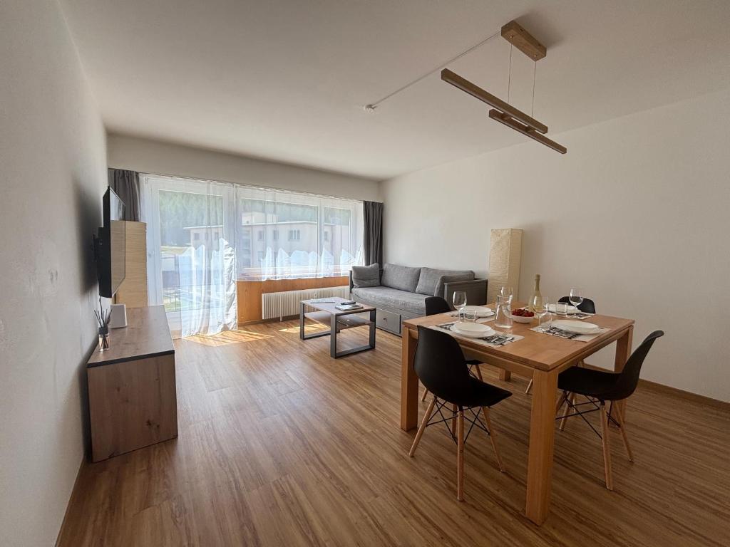 Chesa in Selva, Svatý Mořic