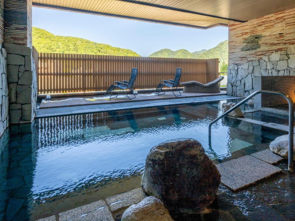 Open air bath, Jozankei Manseikaku Hotel Milione in Sapporo