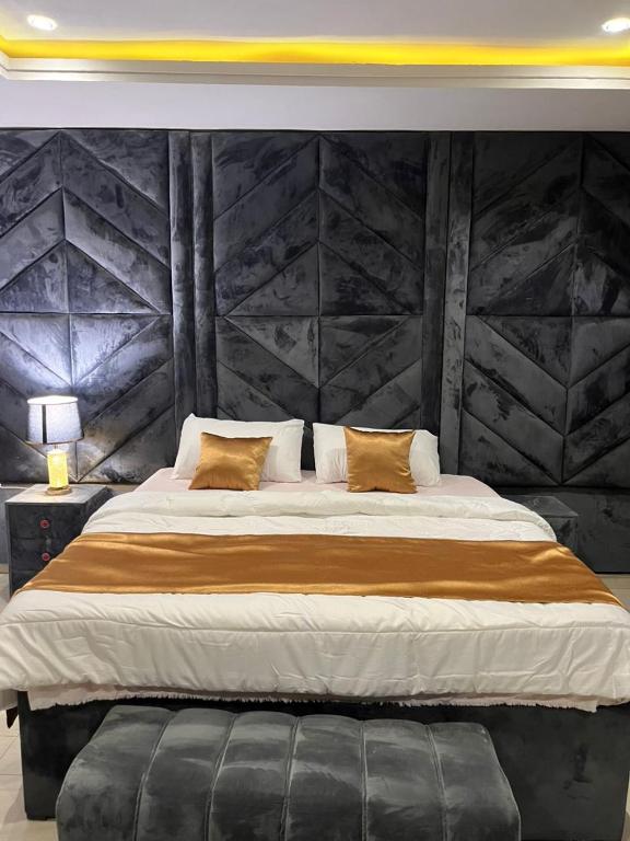 Dsign Apartment And Lounge, Okunola