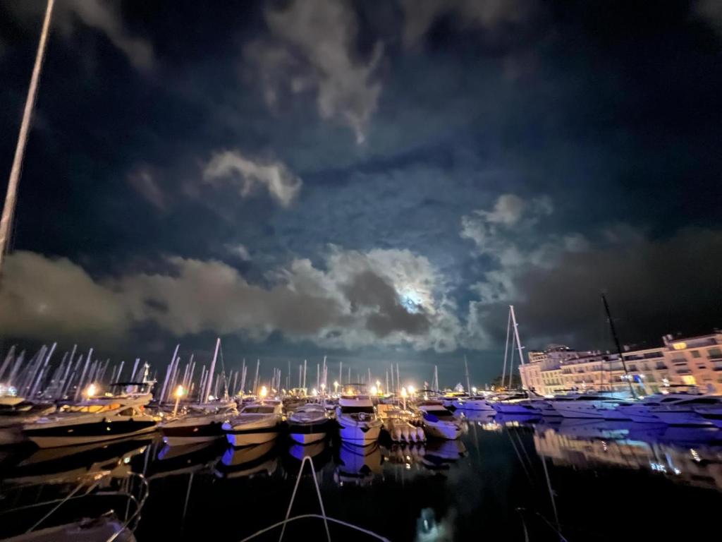 SUNSET YACHT ROOFTOP à GOLFE JUAN - 5