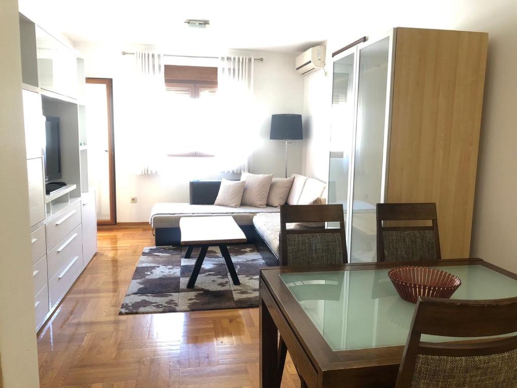 Stari Aerodrom City Centre Residence - 1