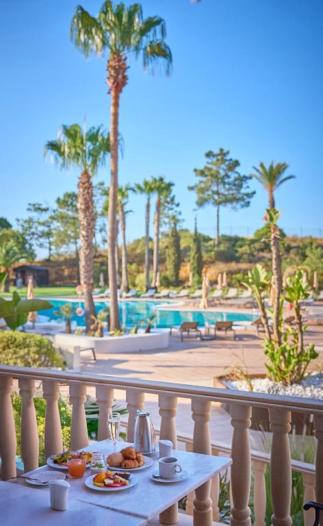 Food and beverages, TUI BLUE Falesia - Adults Only in Albufeira